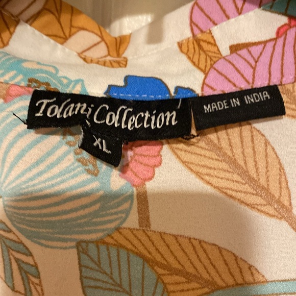 EUC Multicolored Floral 
Dress - Button Front Short Sleeve & pockets, Women’s XL - Picture 8 of 13